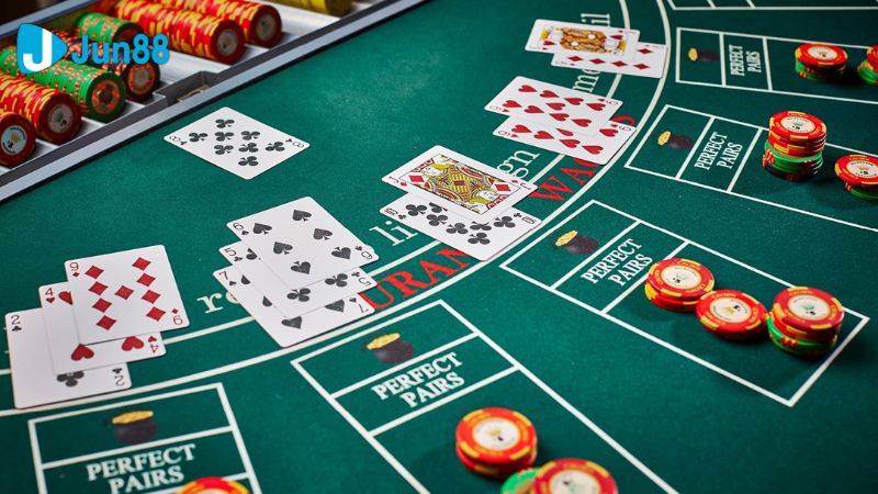 Chiến thuật giúp tăng cơ hội chiến thắng khi chơi Blackjack 